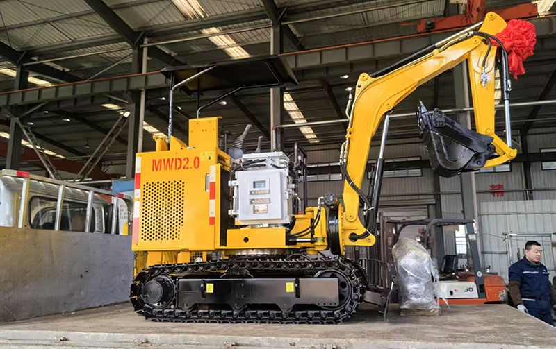 山東礦安重工有限公司自主研發MWD2.0小型挖掘機裝車發貨